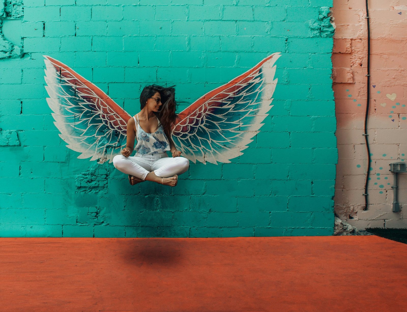 El Impacto de los Traumas Familiares en Nuestra Vida y Cómo las Terapias Angelicales Pueden Ayudarnos